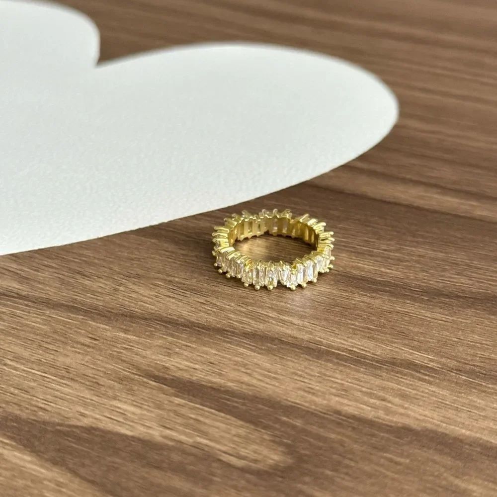Eternity Ring Q53 - Picture 2 of 5